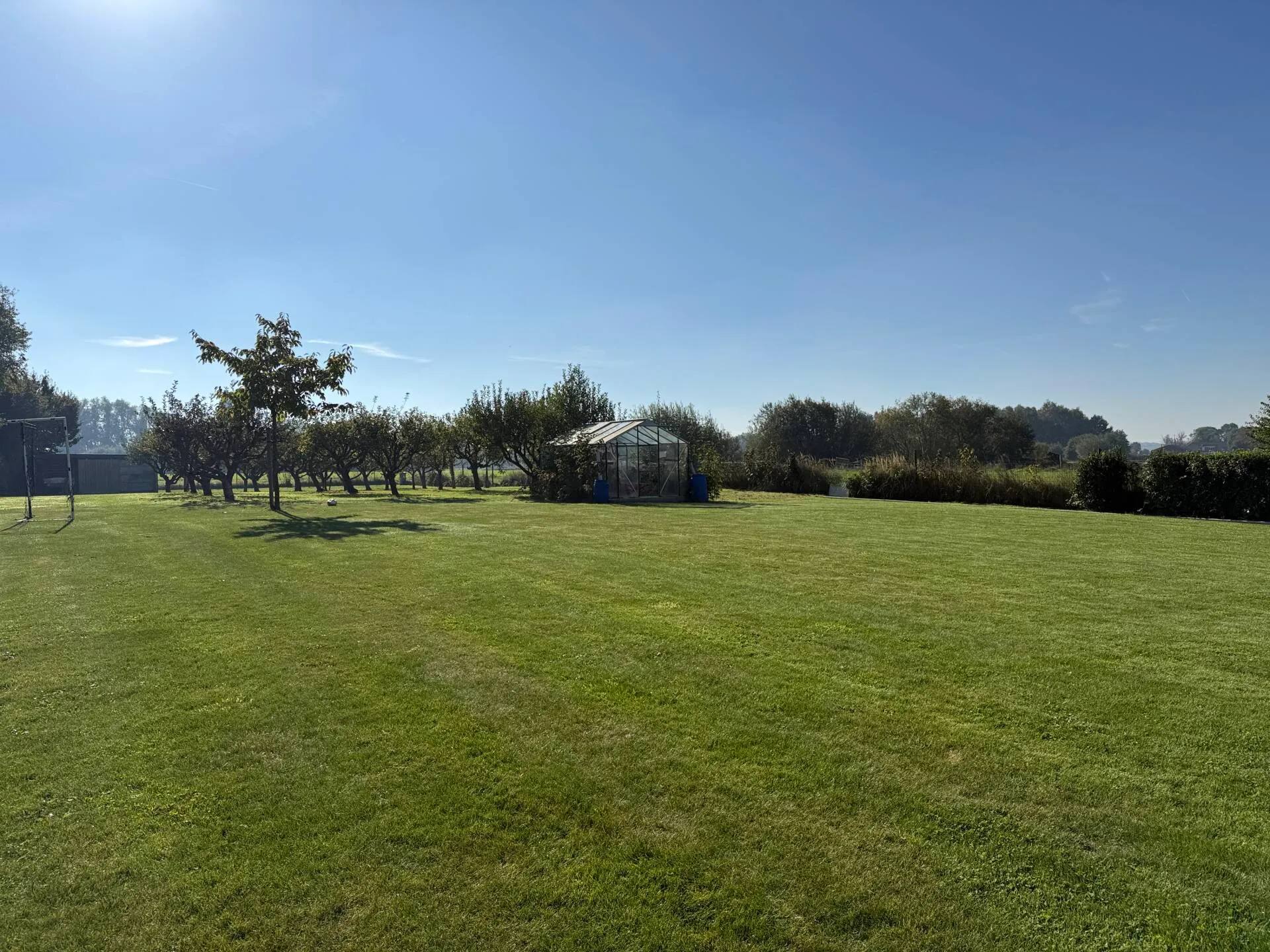 Terrain 1700m²